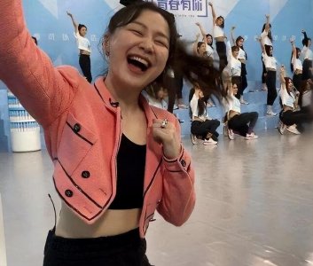 4年同窗3年北漂,大红大紫后的金靖,始终不忘刘胜瑛