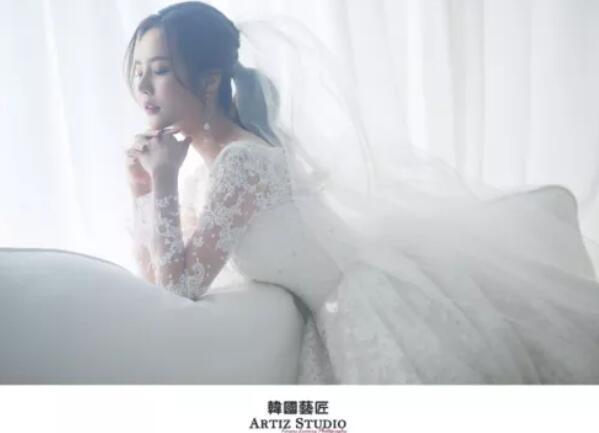 拍了16年婚纱照今天分享24种风格（8种超火爆婚纱照风格）(11)