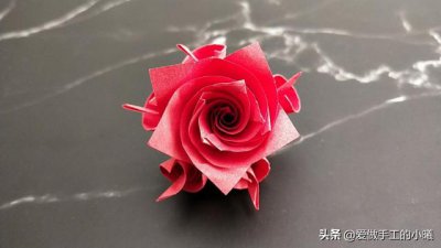 ​玫瑰花折纸教程来了你们喜欢吗（唯美玫瑰花图解）