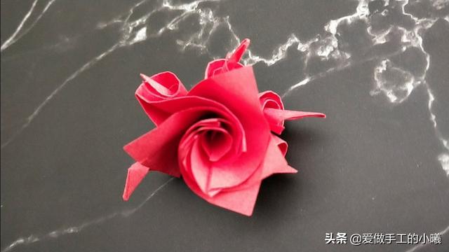 玫瑰花折纸教程来了你们喜欢吗（唯美玫瑰花图解）(27)