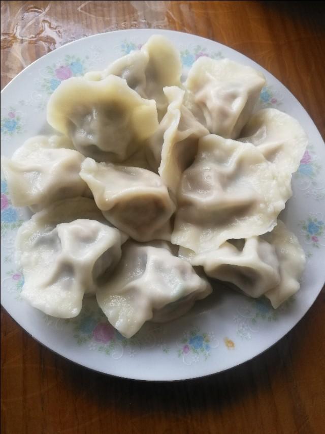 羊肉馅饺子的做法最正宗的做法（怎么做才能让饺子馅鲜香不膻）(6)