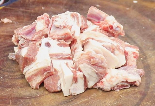 羊肉炖豆腐的家常做法是什么，羊肉各种绝配做法大全