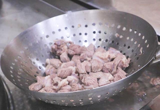 羊肉炖豆腐的家常做法是什么，羊肉各种绝配做法大全