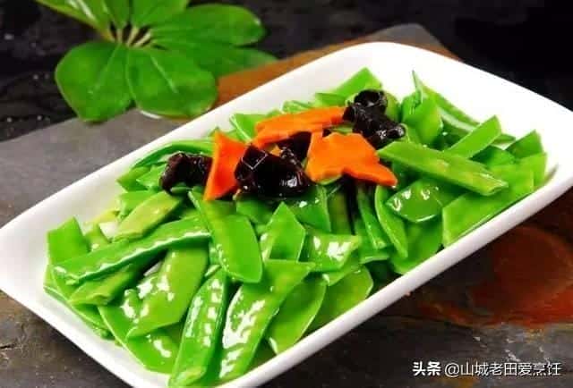 勾芡淀粉与水的比例（勾芡是什么意思）