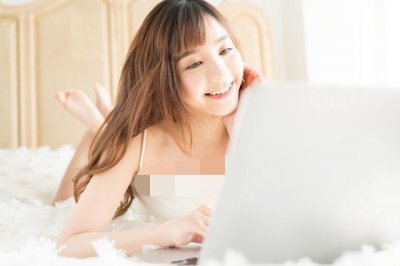 ​女生慢慢接受你的表现 她在等你的告白（女生等你主动的表现）