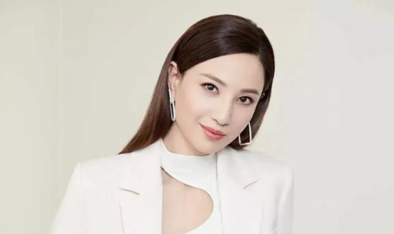 郑希怡的老公是谁,郑希怡老公家境如何