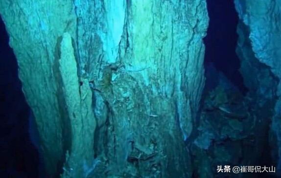 马里亚纳海沟恐怖在哪(马里亚纳海沟有多深多少米)