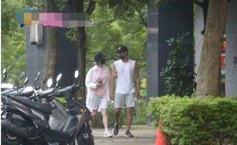 钱枫没机会了？郭雪芙跟同剧男星假戏真做，还被拍到牵手买菜