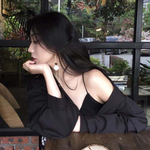 头脑聪明的女人特点（脑子聪明的女孩表现是什么样的）