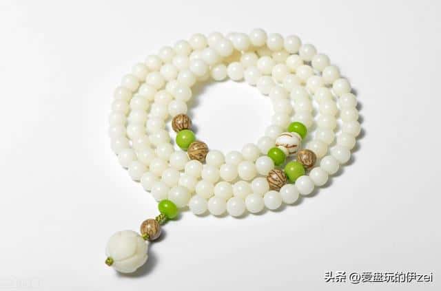 白玉菩提真假常识（白玉菩提和塑料怎么区分）