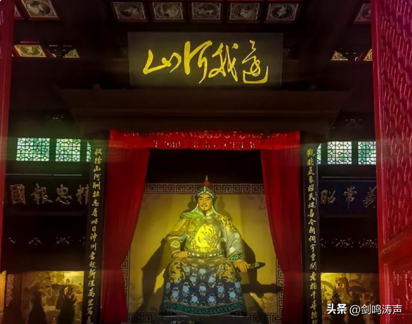 从董宇辉回家过年放烟花上热搜到《满江红》票房突破30亿