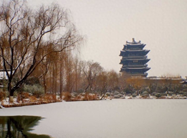 看泉城雪景读老舍《济南的冬天》，那感觉，太美了，自己体会