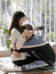 ​电视剧炽道剧情介绍(王安宇被嘲把年下演成了油腻妈宝，令人不适)
