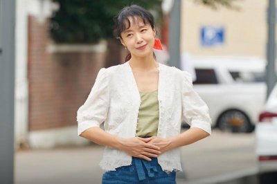 ​韩剧浪漫速成班剧情介绍(现实爱情剧，瞄准女中年)