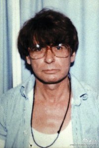 ​英国的达莫：恋尸癖杀手丹尼斯·尼我森Dennis Nilsen分尸共性陪