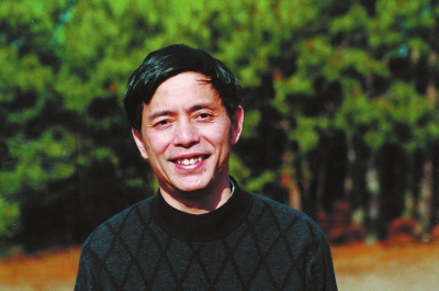 沈石溪个人资料.jpg