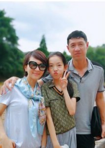 ​甘萍老公，顾莉雅老公