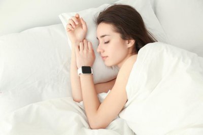​手环怎么使用的（手环怎么使用的 使用方法）