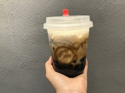 ​可乐最初诞生时是什么颜色的？