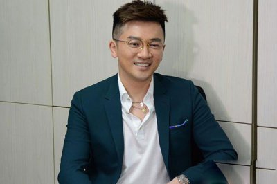 ​苏有朋赵薇相爱的证据 眼神总是暖暖的