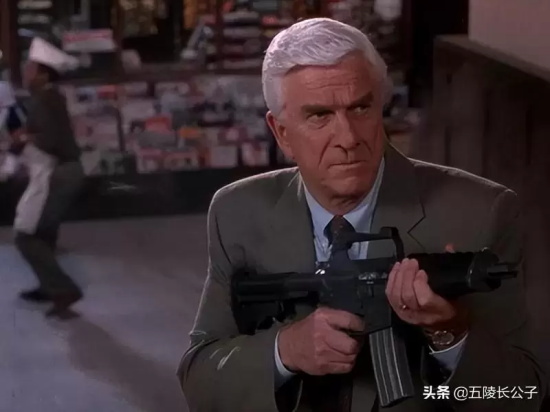 世界经典喜剧电影有哪些好看的（盘点十三部世界知名的经典喜剧电影）