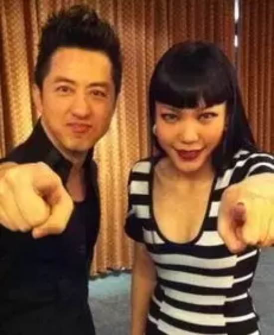 吴莫愁和庾澄庆有恋情吗（吴莫愁和庾澄庆师徒关系）