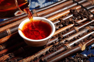 ​普洱的生茶和熟茶区别 普洱的生茶和熟茶区别在哪