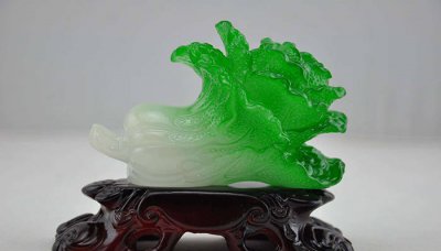 ​玉和翡翠哪个值钱 玉跟翡翠的区别