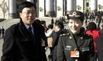 谭晶老公邓中翰结过几次婚前妻照片 谭晶和老公邓中翰怎么认识的