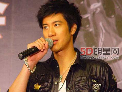 李云迪和王力宏kiss图 王力宏的身价多少