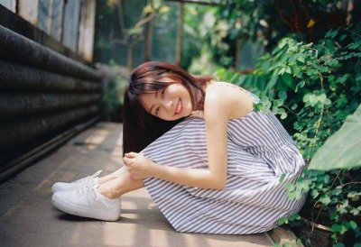 ​谭松韵家庭背景个人简介图片谭松韵结婚了吗老公是谁