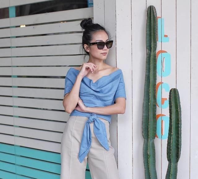 穿什么颜色的衣服显白 穿对肤色亮白一阶