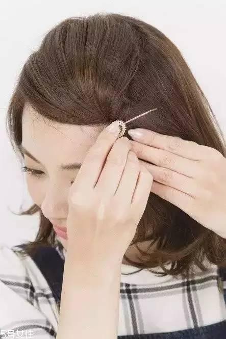 不长不短的头发做什么发型好看 不长不短的发型