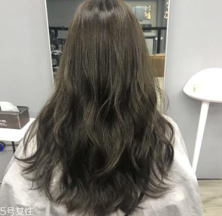 秋冬流行发色推荐 总有一款你喜欢的发色