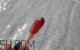 纪梵希禁忌之吻唇彩多少钱？纪梵希禁忌之吻唇釉色号