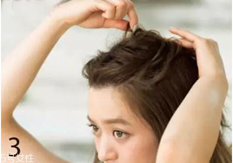 冬天头发怎么弄好看 冬季适合的发型