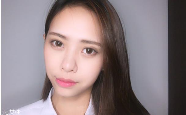 元旦约会妆容步骤画法 优雅又有女人味