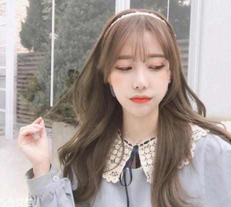 染发哪个颜色自然 染出来比较自然的发色颜色