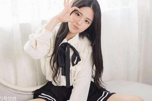 中性皮肤怎样祛痘美白 三步告别痘花妹