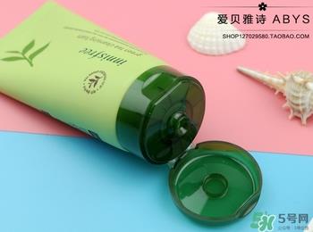 悦诗风吟绿茶洗面奶适合什么肤质？悦诗风吟洗面奶适合油性肌肤吗？