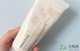 悦诗风吟绿茶洗面奶适合什么肤质？悦诗风吟洗面奶适合油性肌肤吗？
