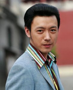 ​曹炳琨个人资料