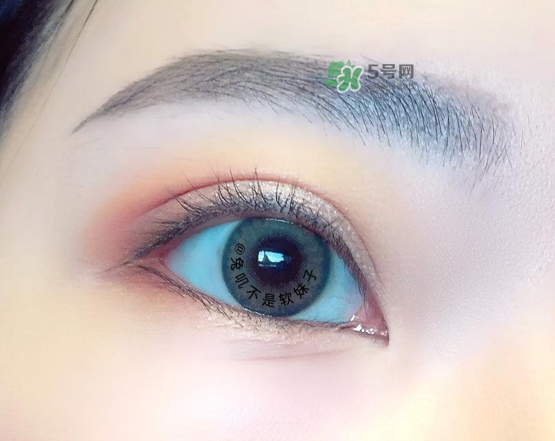 没眼影怎么画眼妆 桃子汁眼妆画法