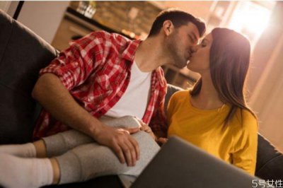 ​初恋为什么不适合结婚 初恋情侣相处技巧