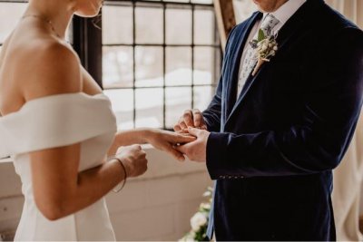 ​新婚快乐祝福语八字精选