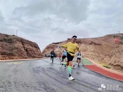 ​遇难者女儿痛哭：通过视频认出父亲！前六名选手仅一人幸存，杭州跑圈大神几次