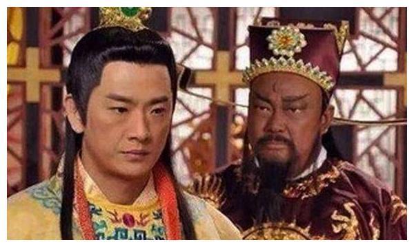 李重进无奈之下，也只能对宋延渥多方拉拢