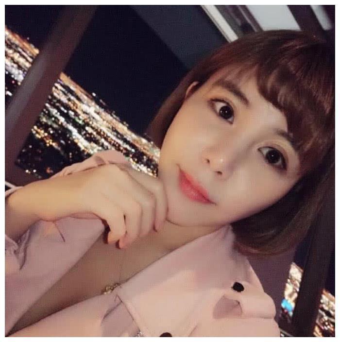 《非诚勿扰》最火的女嘉宾，如今过了8年，活成这样