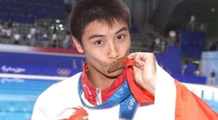 “跳水王子”田亮为什么在巅峰时期被国家队开除？当时发生什么