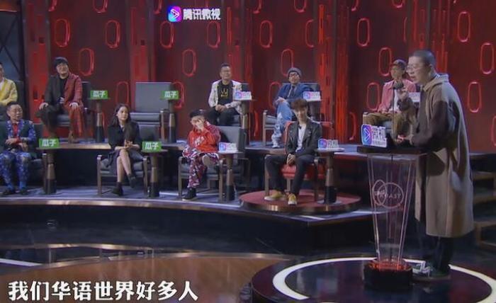 白莲花、下跪、装纯？李诞的文案大概是在“孙e兴的bot”上看来的